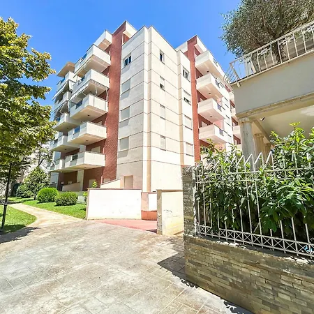 Velvet Horizon Retreat H13 Golem (Tirana)